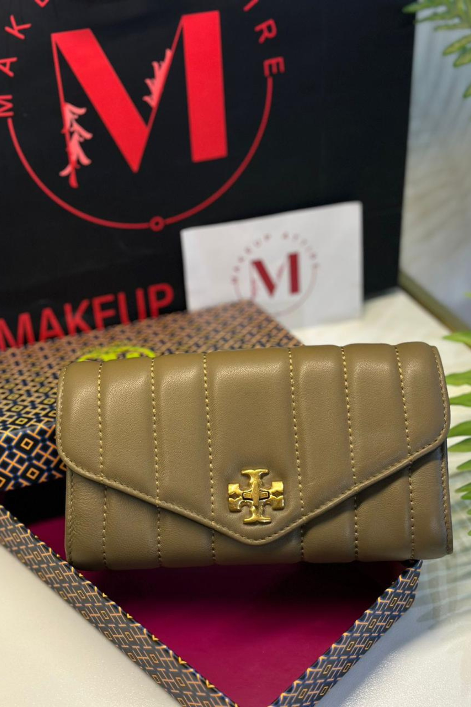 Tory burch long wallet 1022