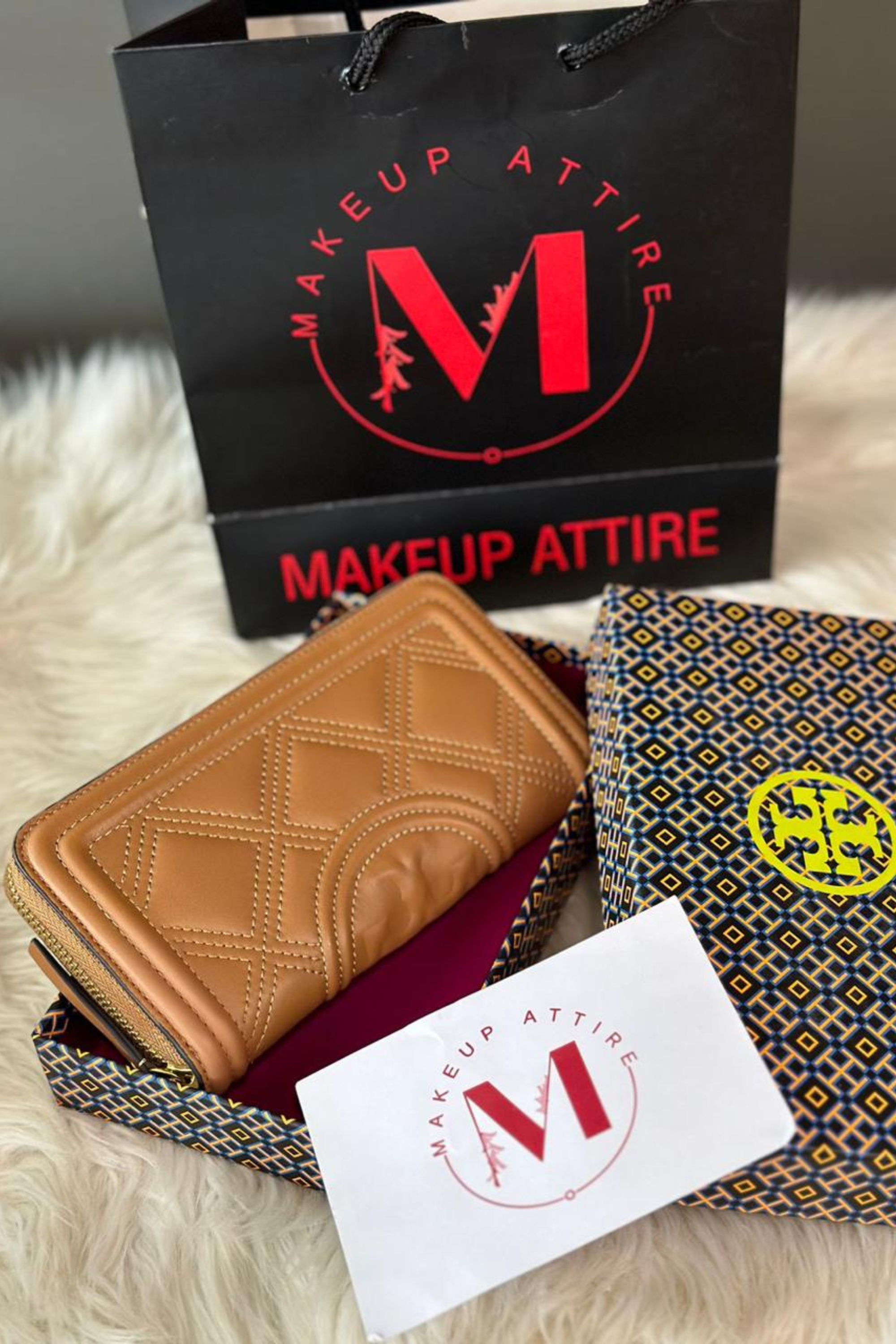 Tory burch wallet 1025