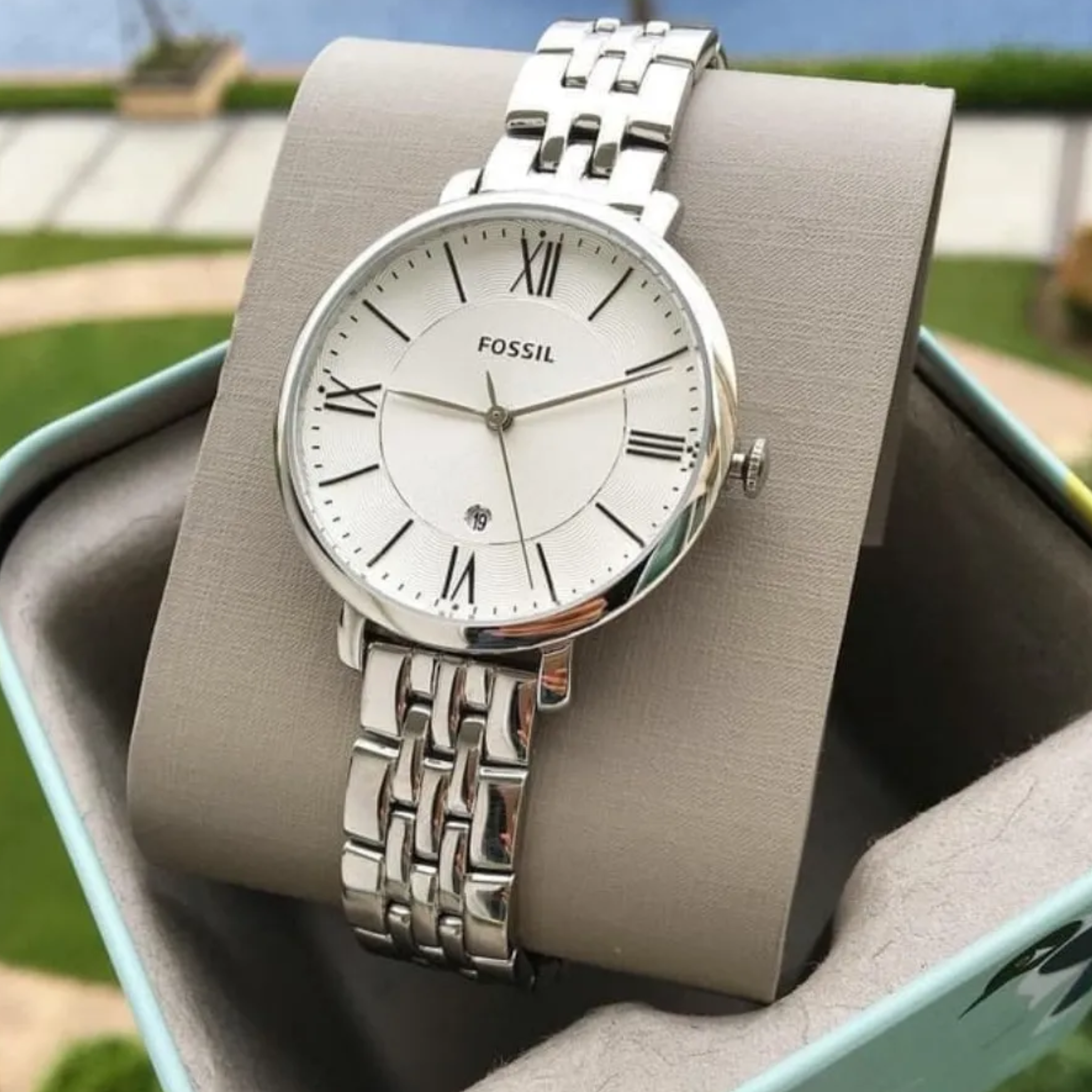 Fossil Jacqueline White Dial Silver Steel Strap Watch for Women - ES3631