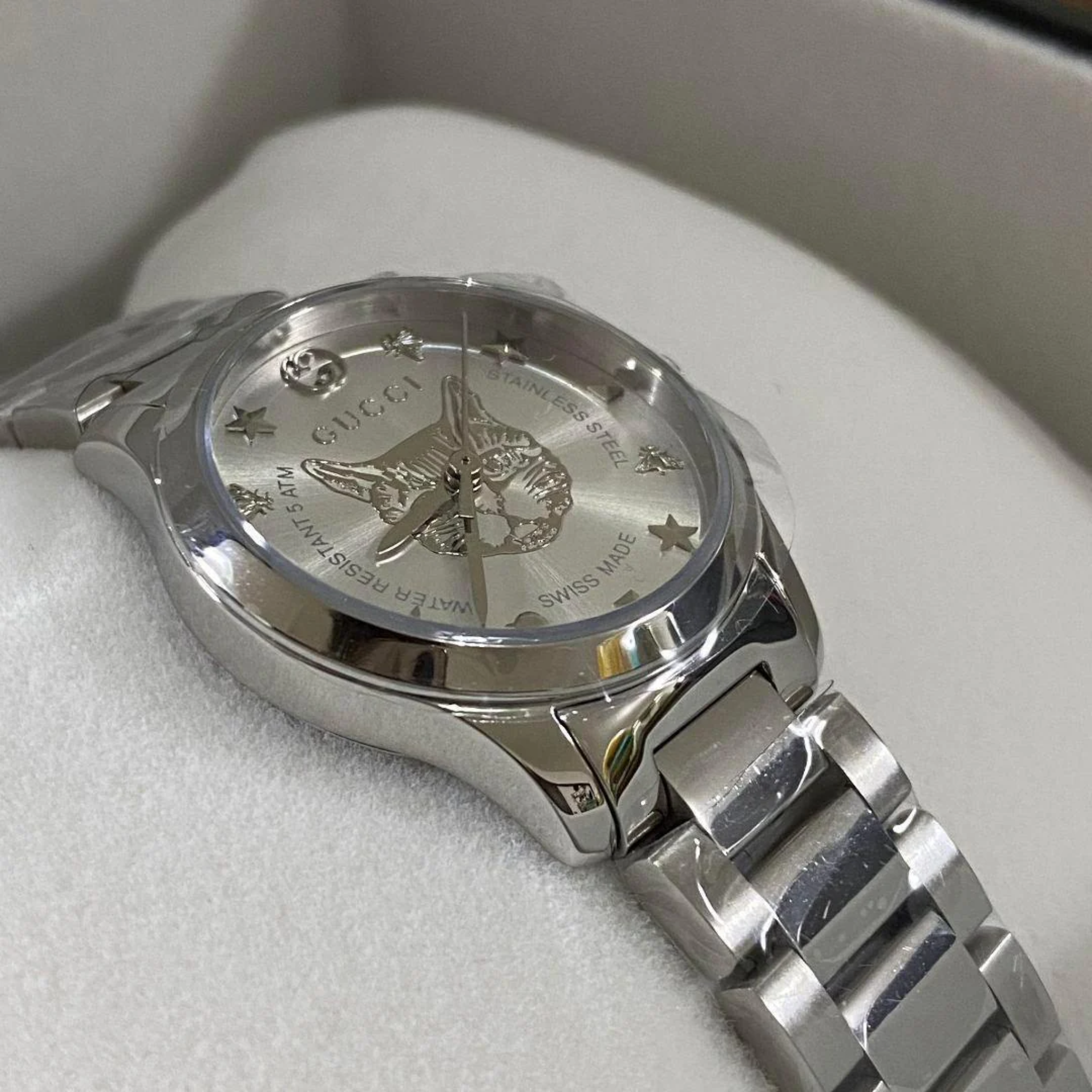 Gucci Women’s Swiss Made Quartz Silver Stainless Steel Silver Dial 27mm Watch YA126595