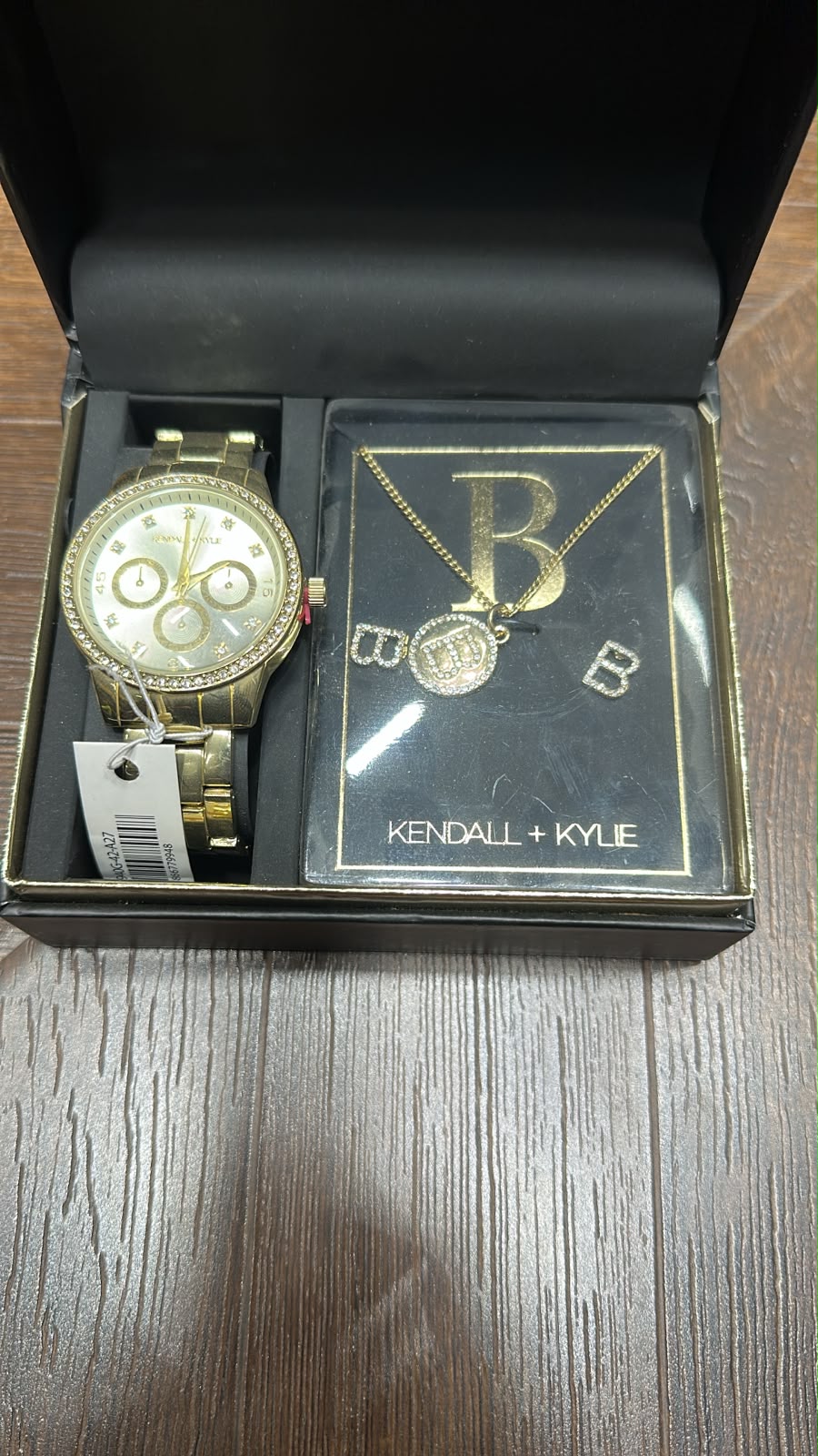 Kendal + Kylie 1336