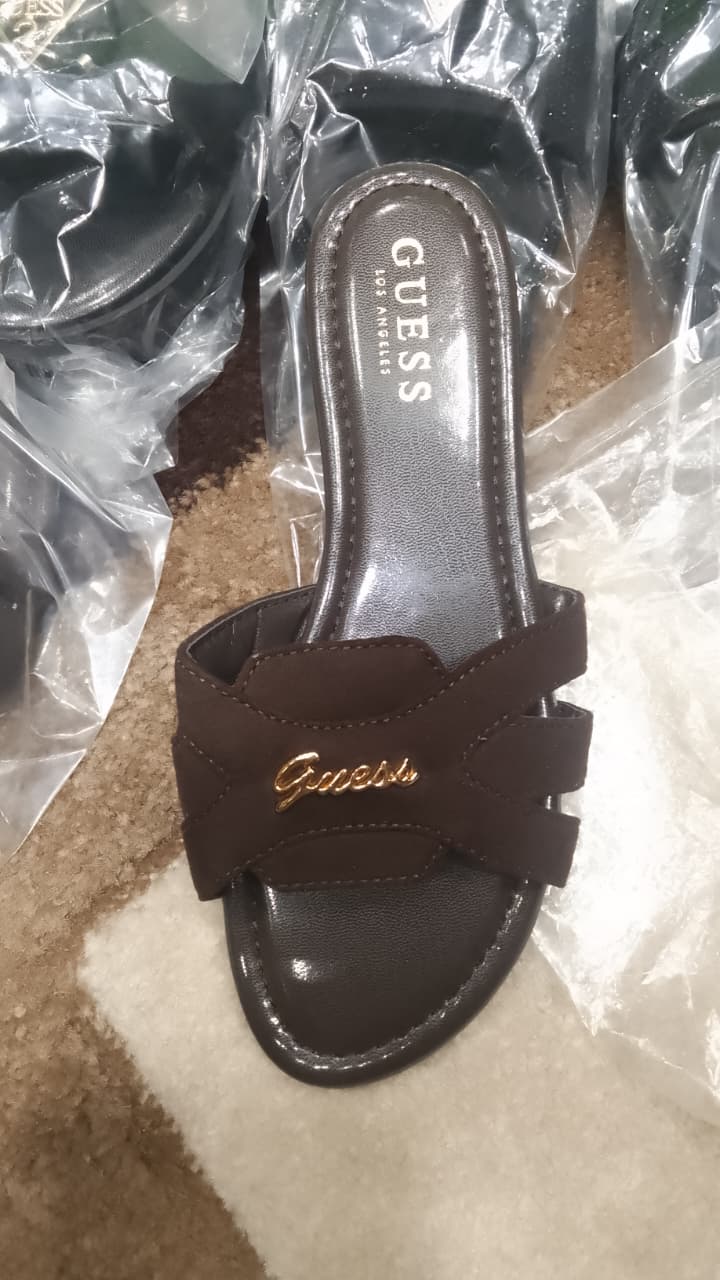 Guess Slides 836