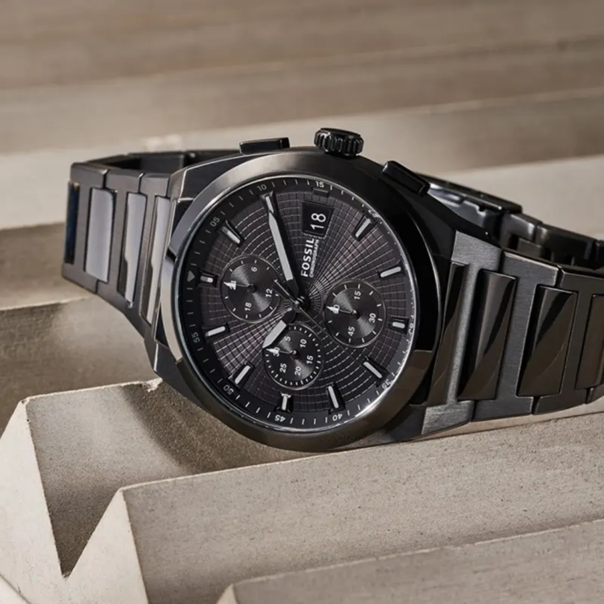 Fossil Everett Black Stainless Steel Black Dial Chronograph Quartz Watch for Gents - FS5797