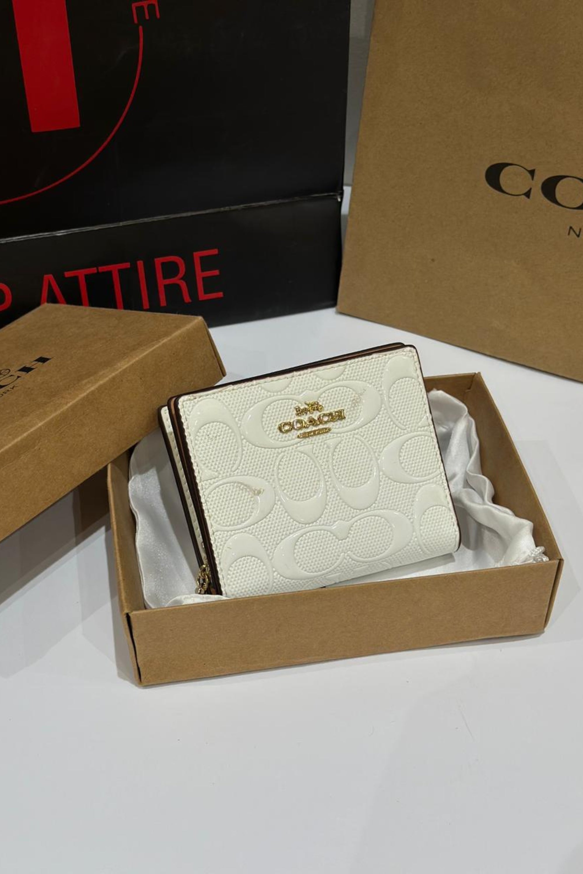 Coach Wallet on chain 386