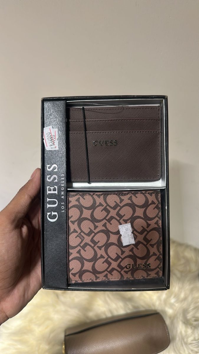 Guess wallet 1521