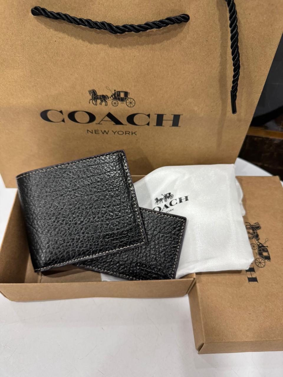 Coach Boxed 2 in 1 Wallet and card holder. Gift Set. 04